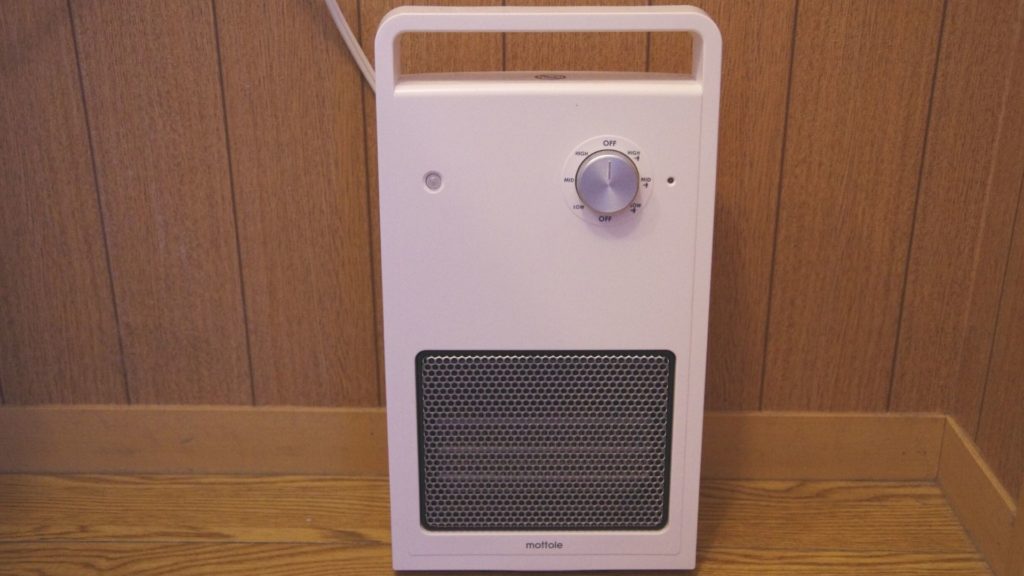 ヒーターを引っ張り出しました